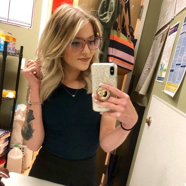 girlswithglasses2_028