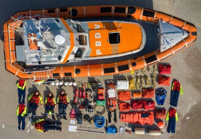 insideservicevehicles_002