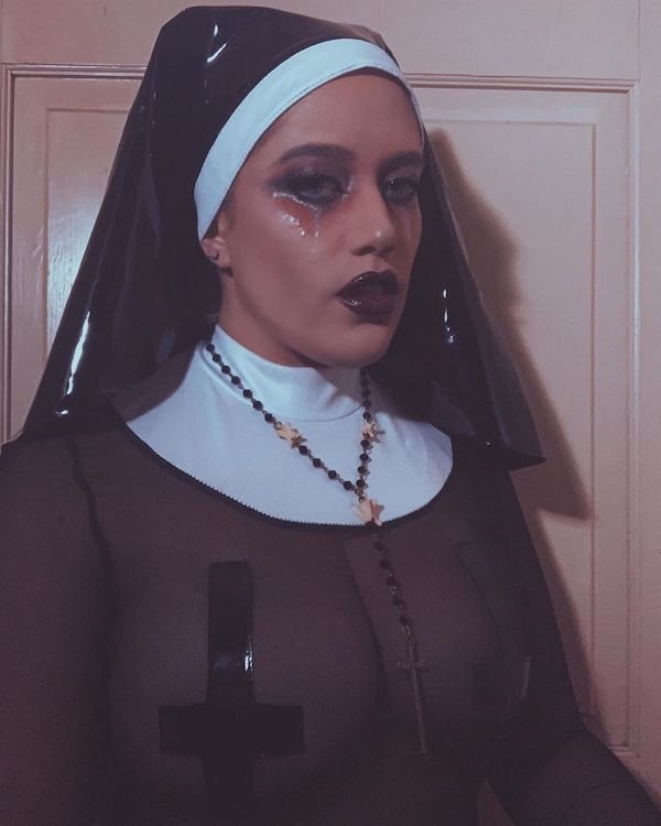 sexyhalloweencostumes_037