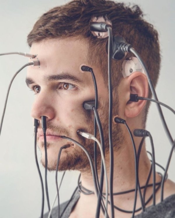 surrealbenrobins_007