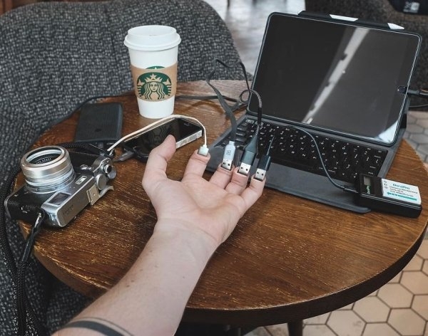 surrealbenrobins_020