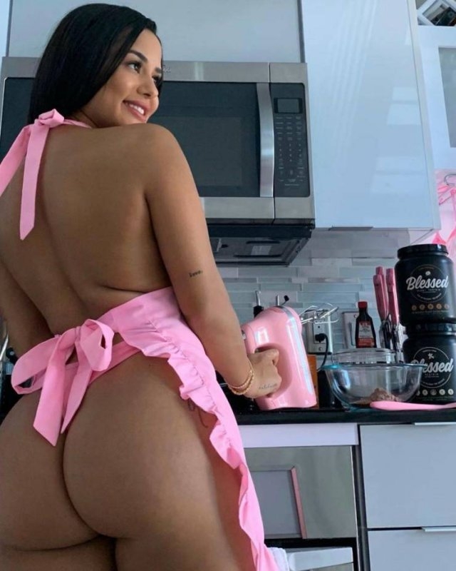 katyaelisehenry_010