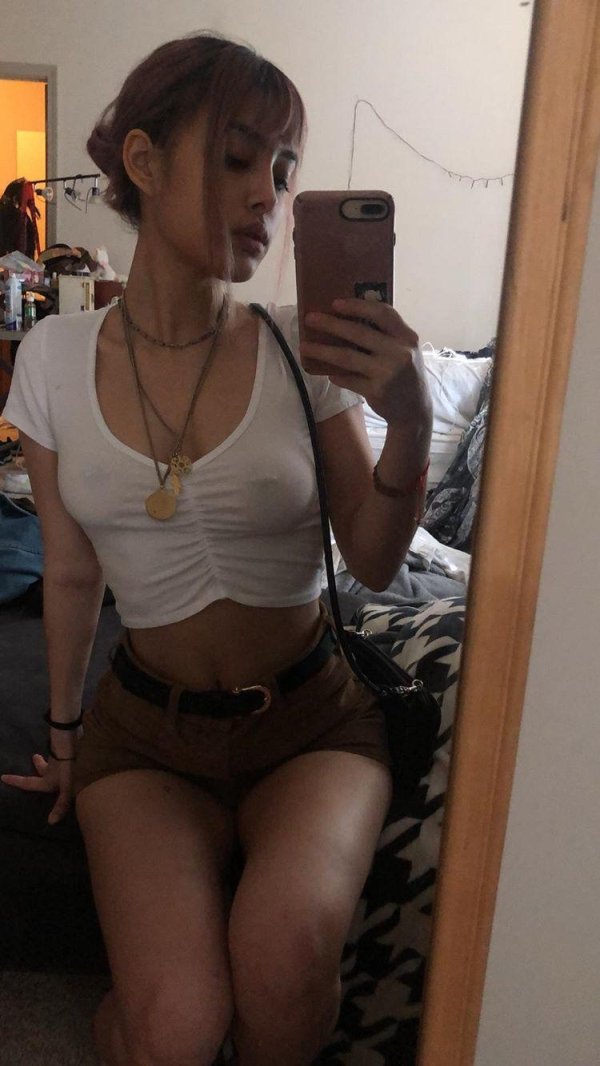 braless17_022