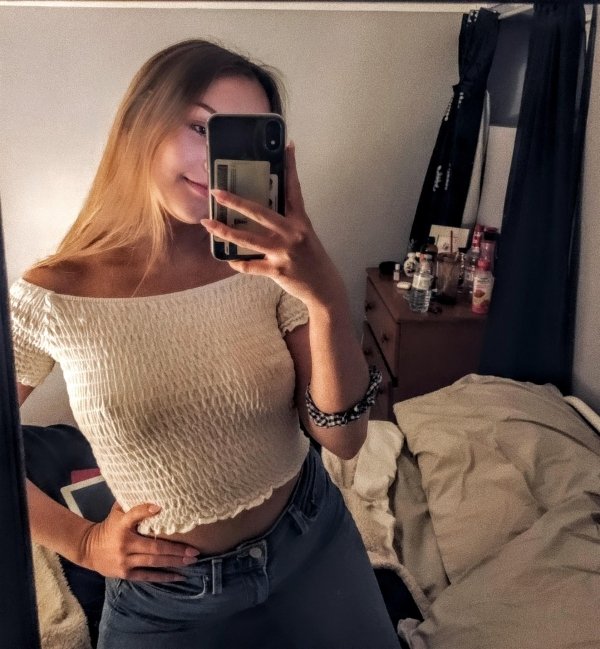 braless17_040