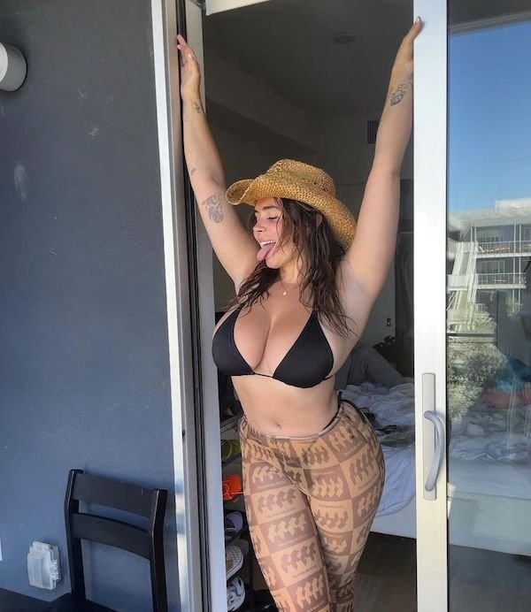 busty36_039