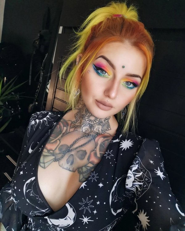 girlsdyedhair3_018