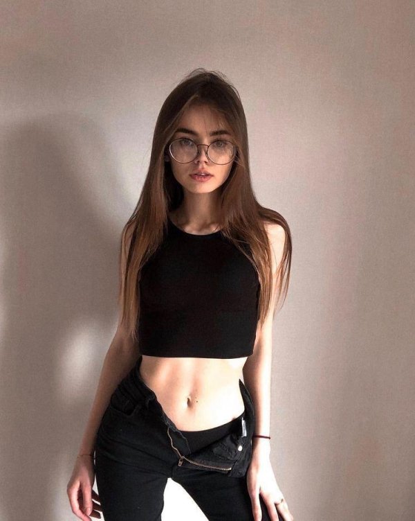 girlswithglasses5_025