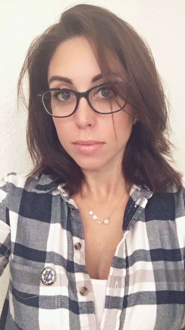 girlswithglasses5_051