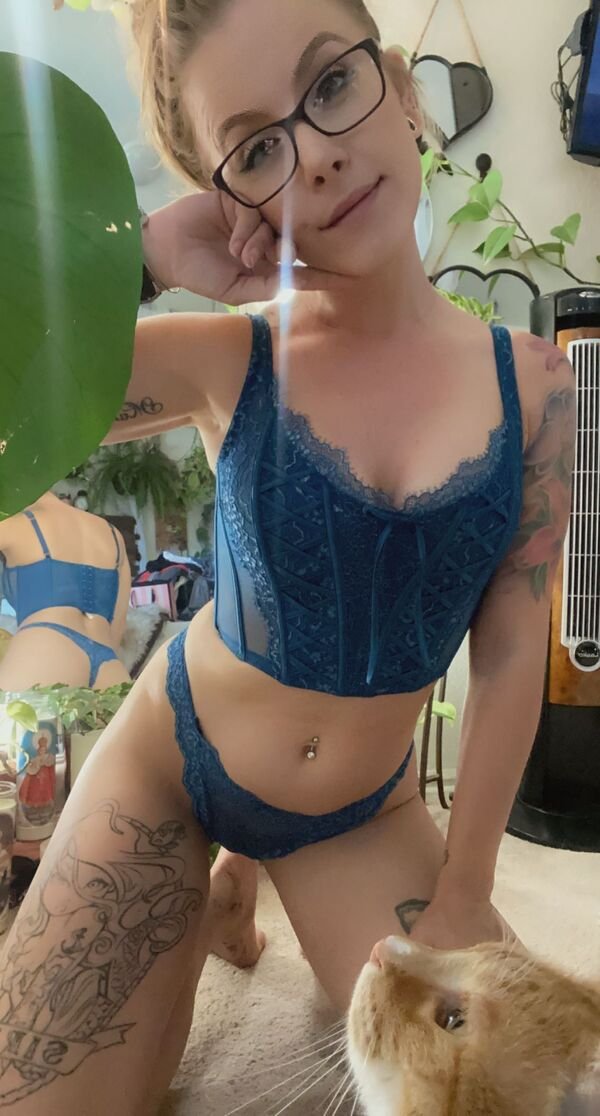 tattoogirls11_055