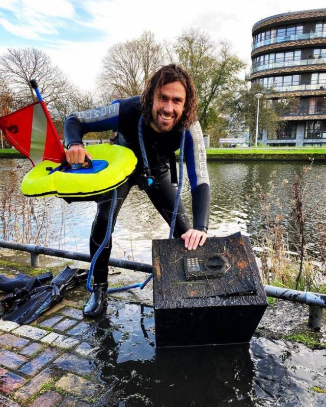 treasurehunterleewebber_013