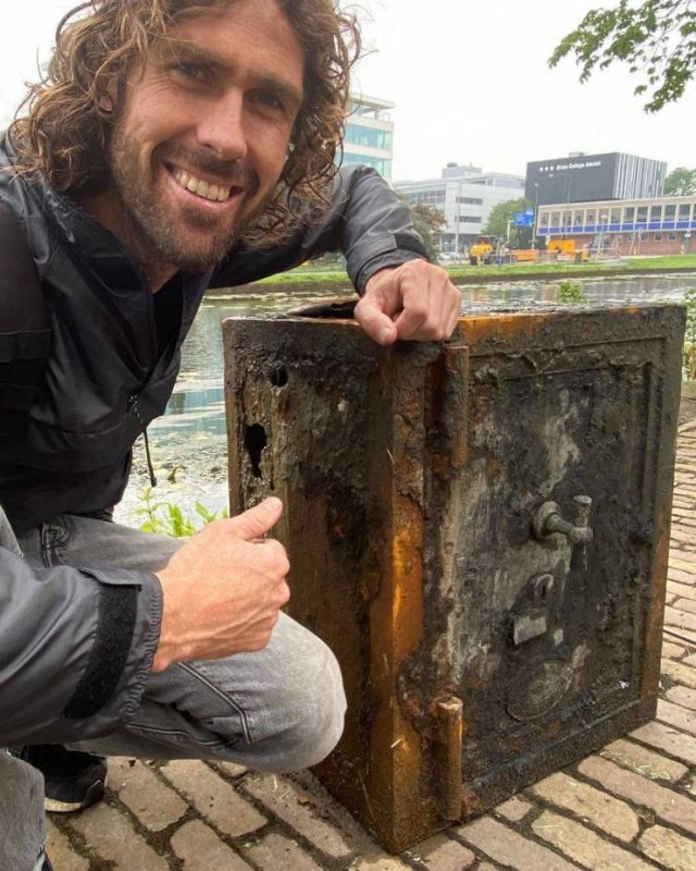 treasurehunterleewebber_022