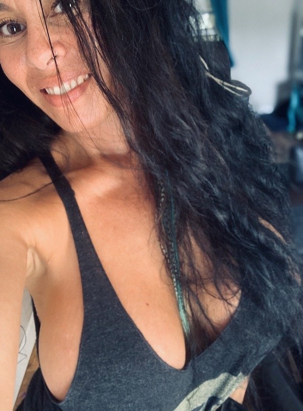busty40_053