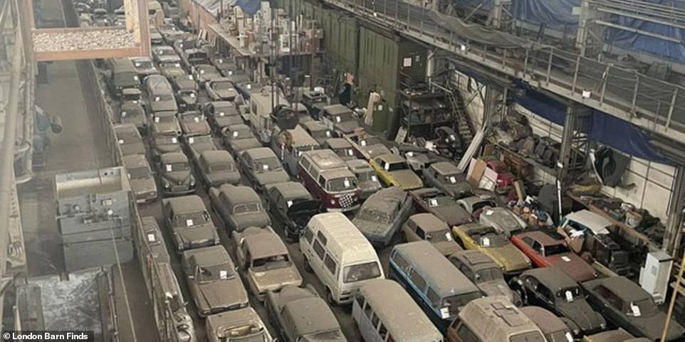 classiccarauction174_002