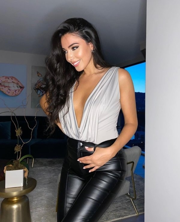 girlsinlatexleather4_016