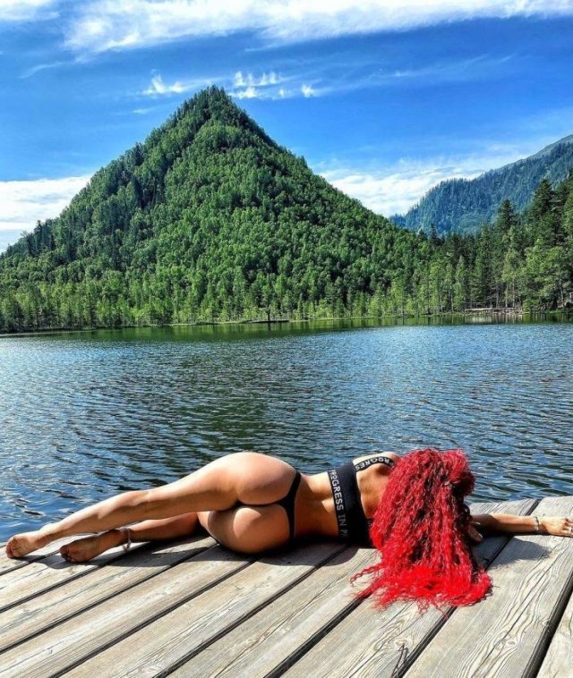 randompicsforadults3_044