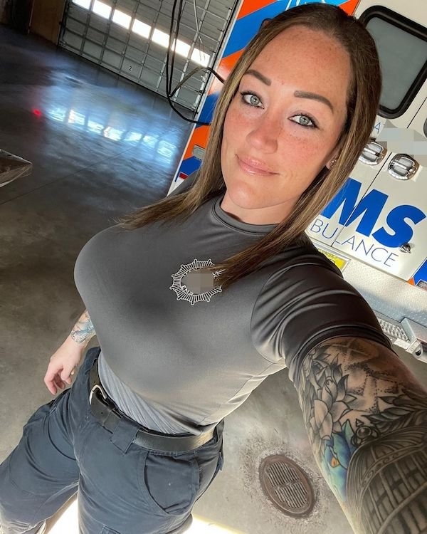 busty44_051