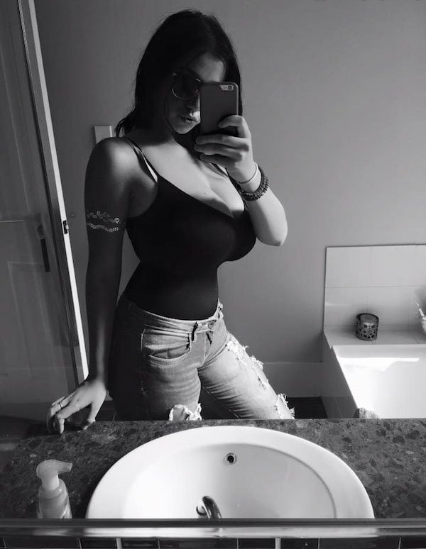 busty44_072
