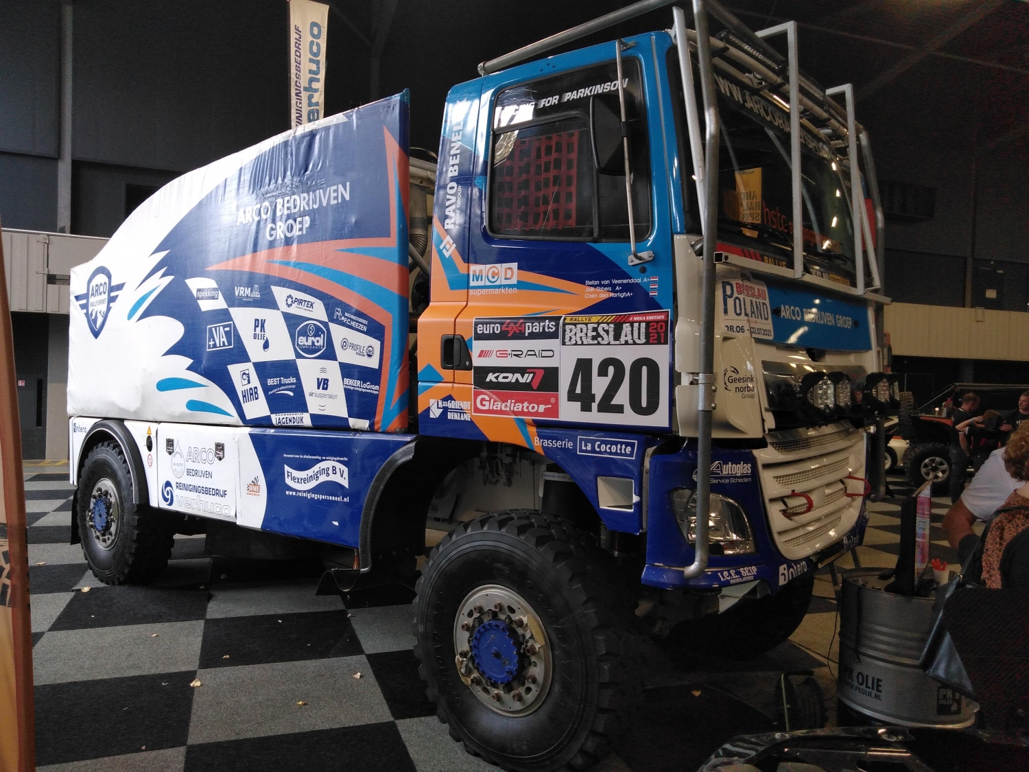 classiccars100autolive_008