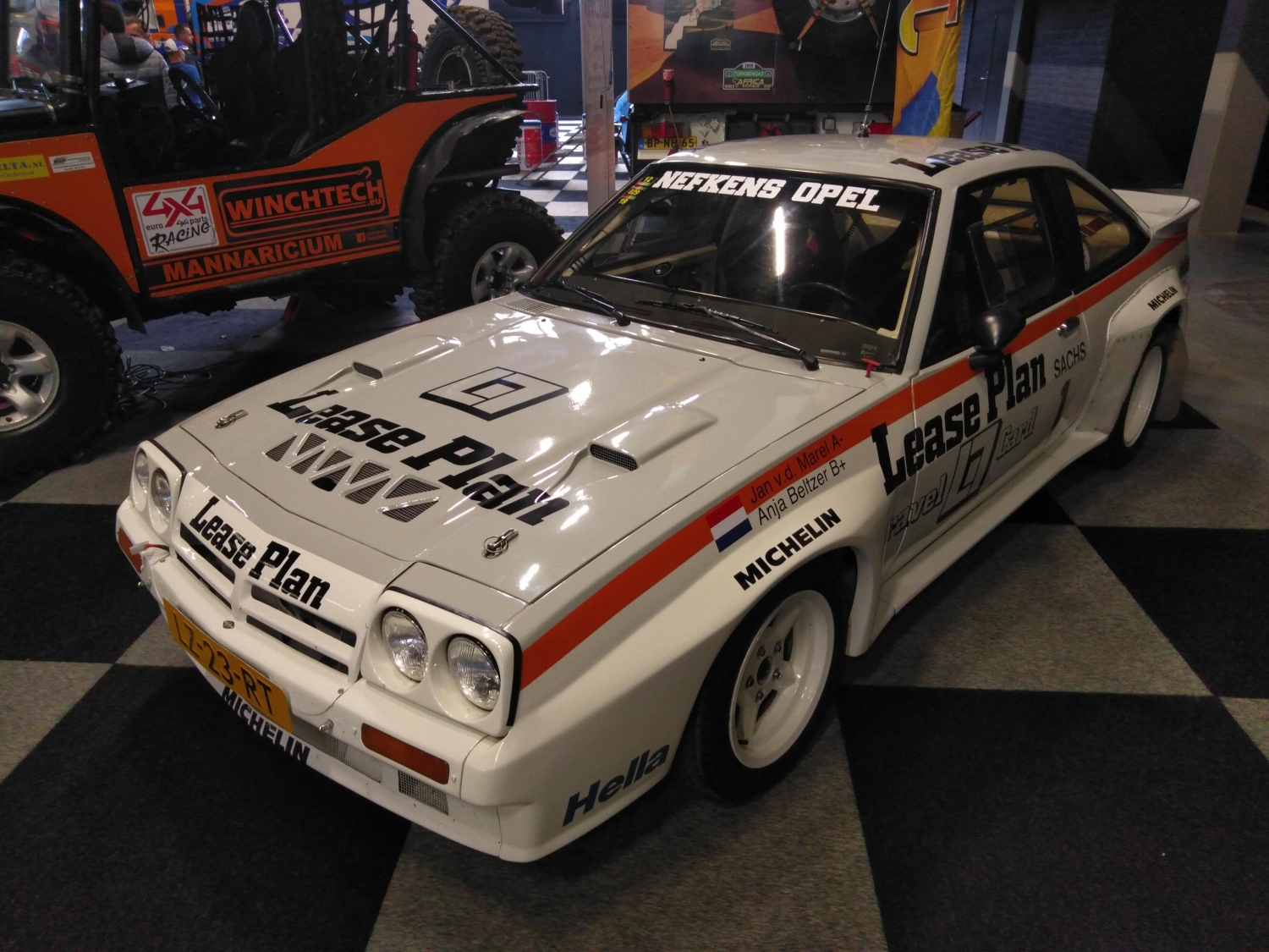 classiccars100autolive_027