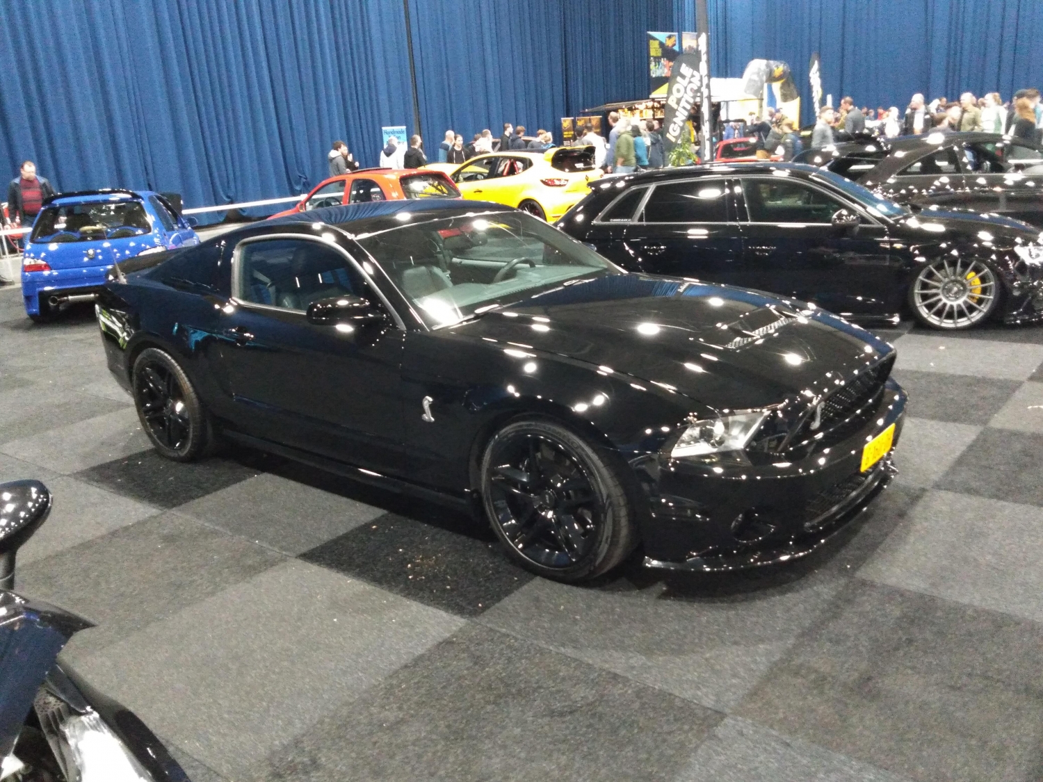 classiccars100autolive_030