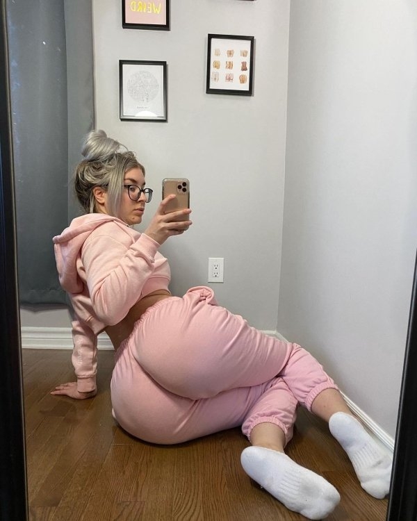girlswithglasses6_041