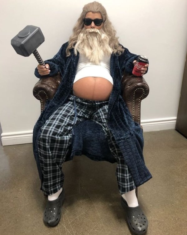 pregnanthalloweencostumes_012