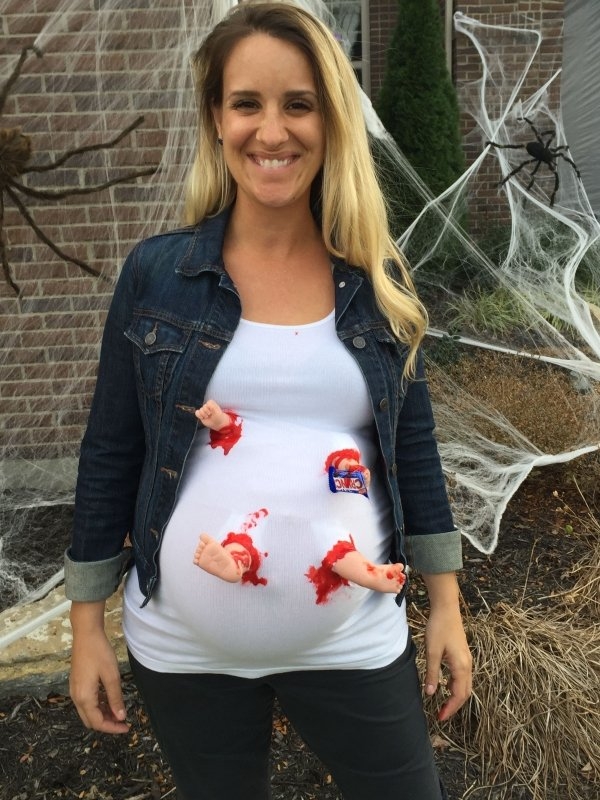 pregnanthalloweencostumes_017