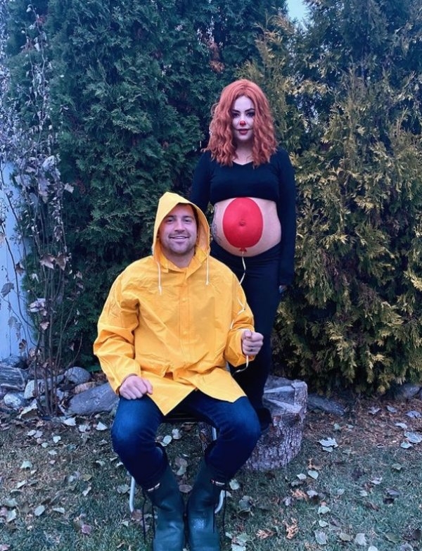 pregnanthalloweencostumes_020