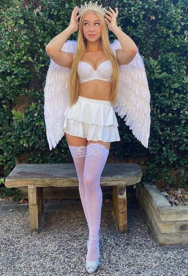 sexyhalloweencostumes3_023