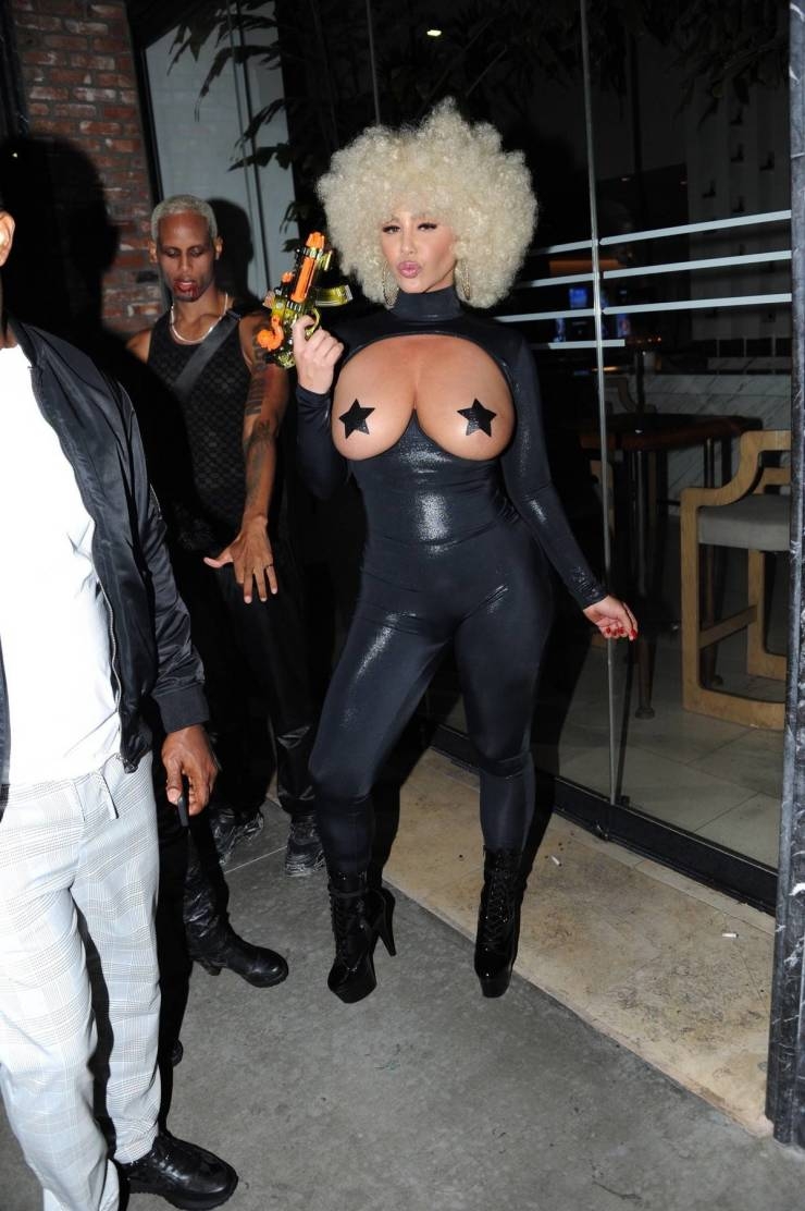 amberrosesexyoutfit_006