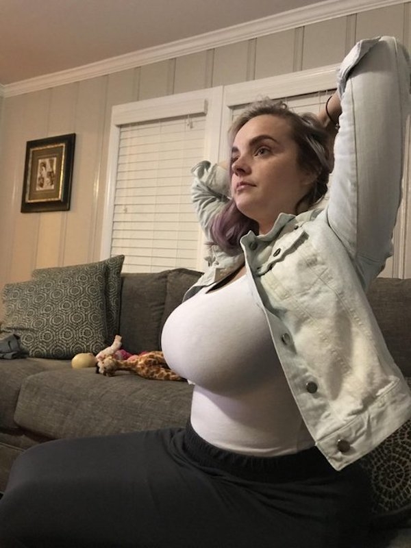 busty47_077