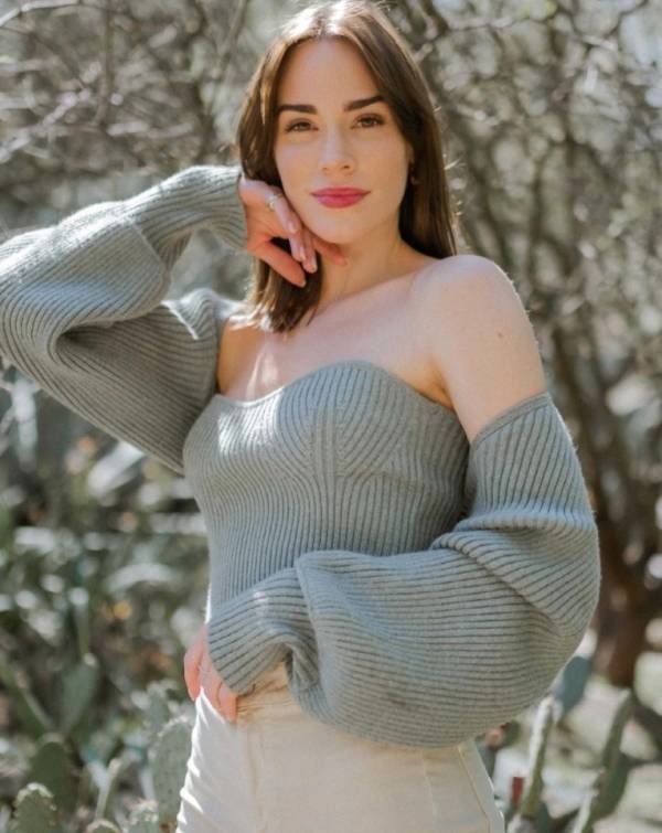 christaballen13goingon30_003