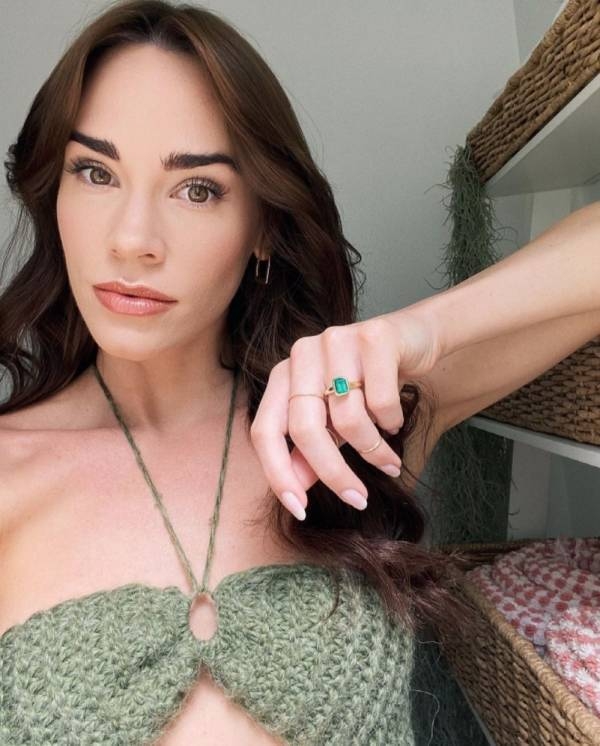 christaballen13goingon30_005