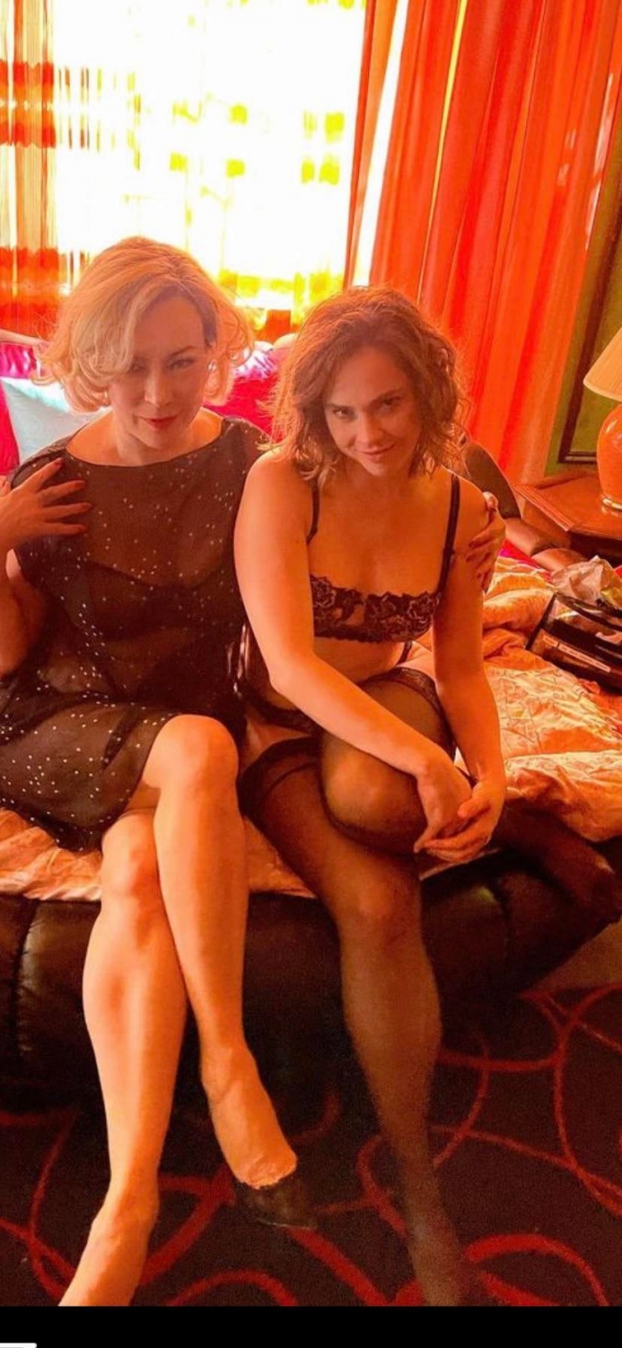 moregirlsbetter3_042