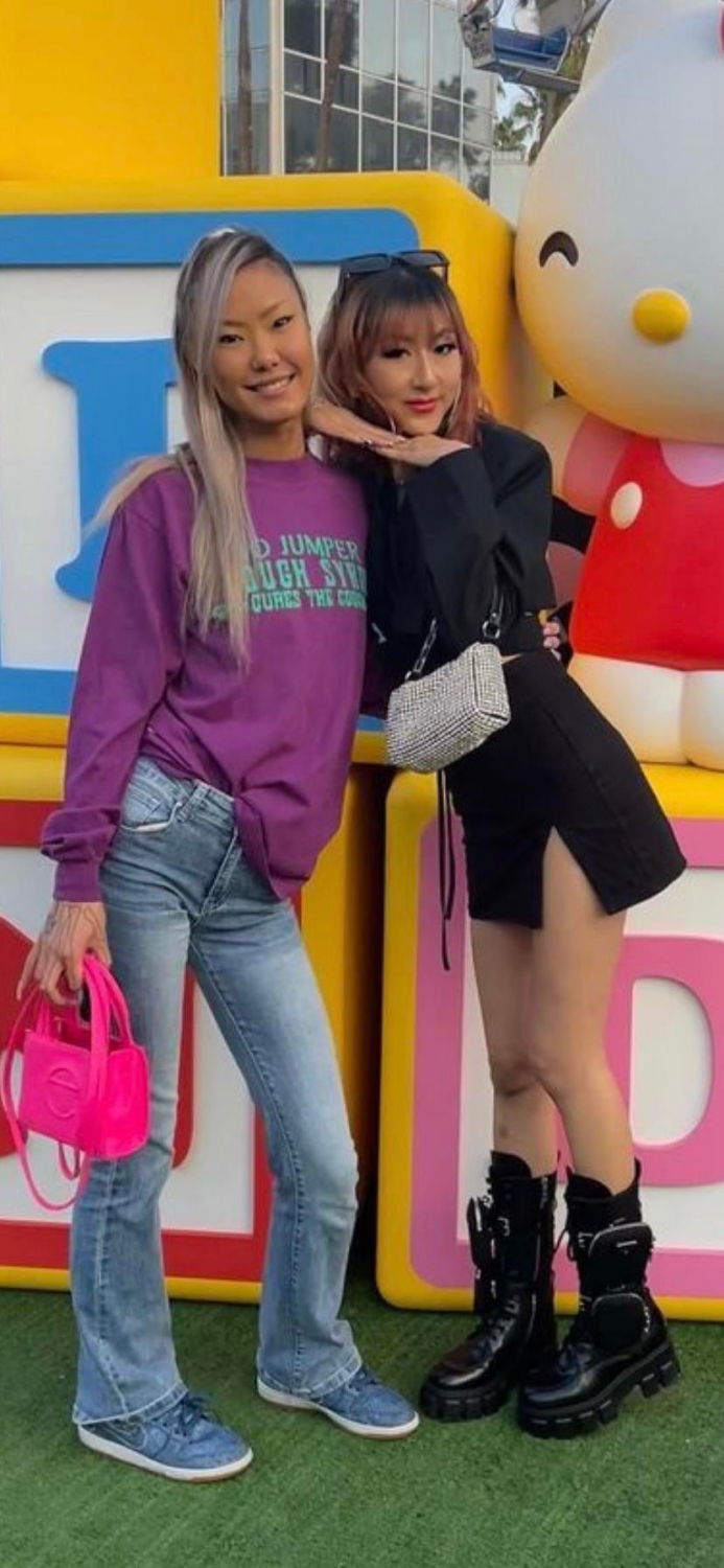 moregirlsbetter4_016