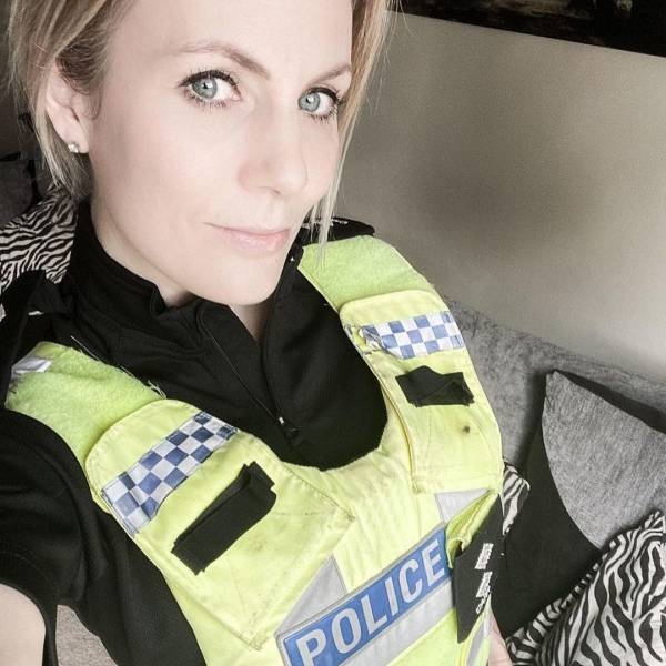policeturnedmodelleannecarr_006