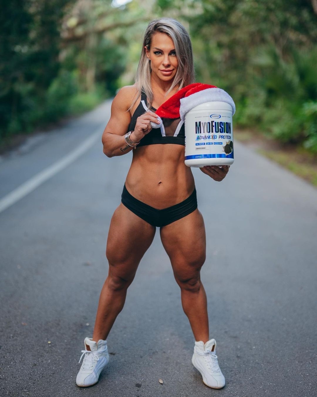 fitnessgirls20_045