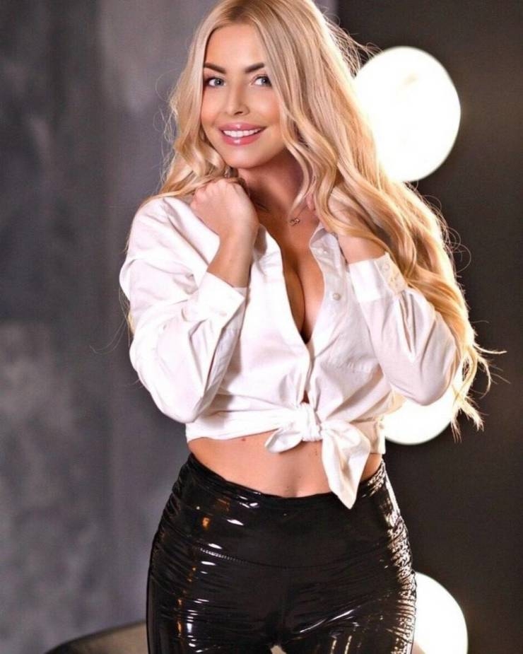 girlsinlatexleather10_044