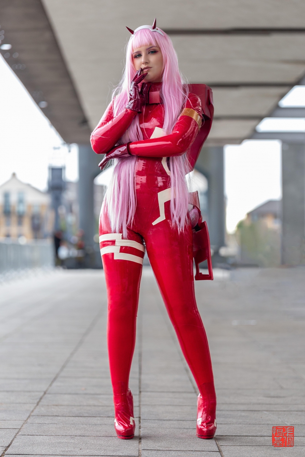 girlsinlatexleather8_010