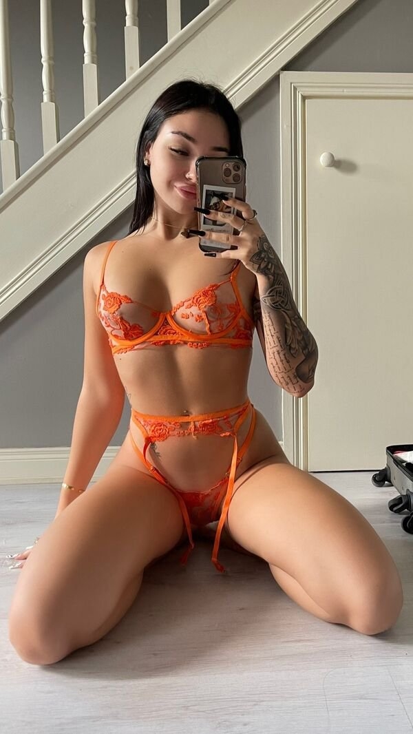 girlslingerie23_057