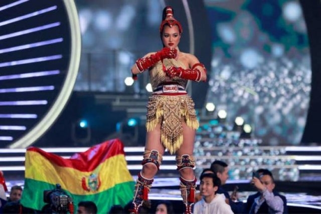 missuniversecostumes_008