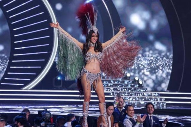 missuniversecostumes_033