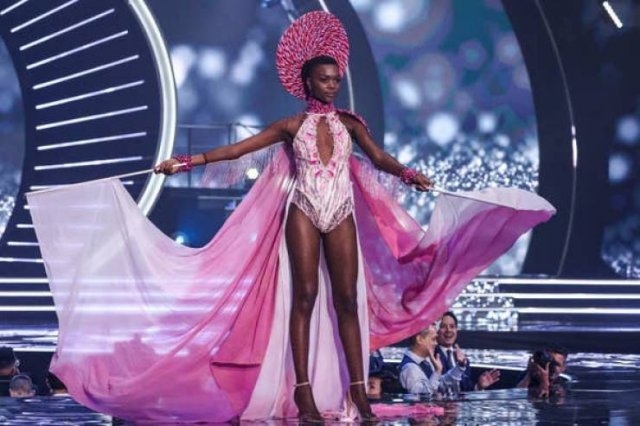 missuniversecostumes_050