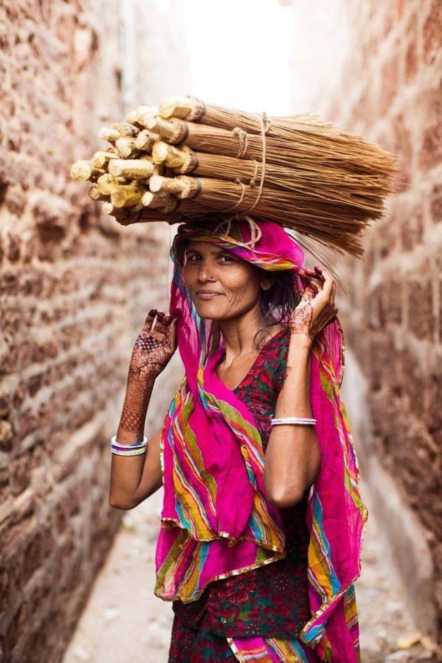 womenfromaroundtheworld_001