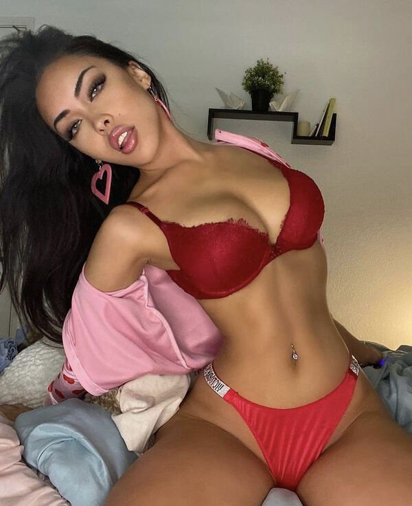 girlslingerie8_052