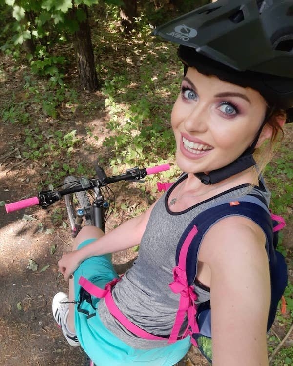 girlsonbicycles2_038