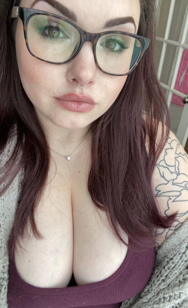 girlswithglasses3_018