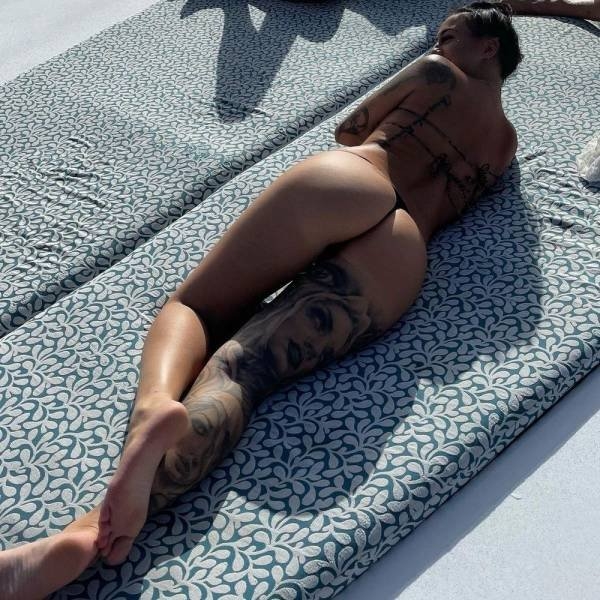 tattoogirls10_016