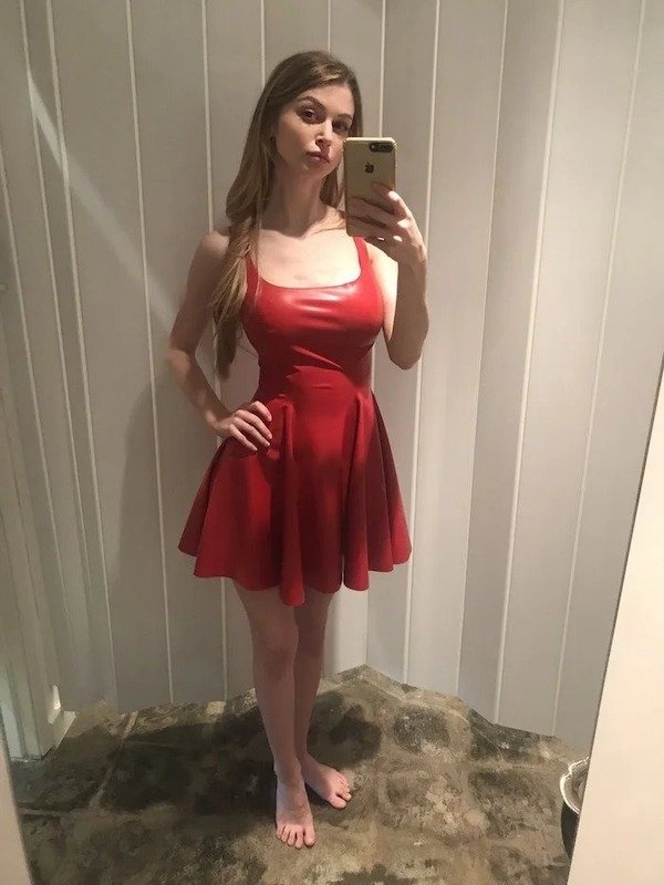 tightdresses2_034