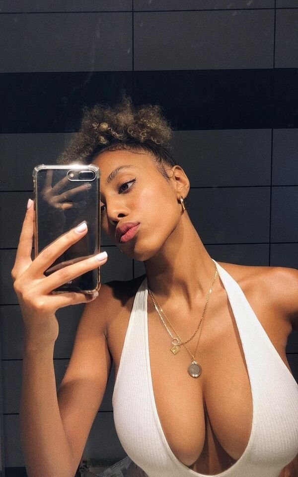 voluptuousladies18_010